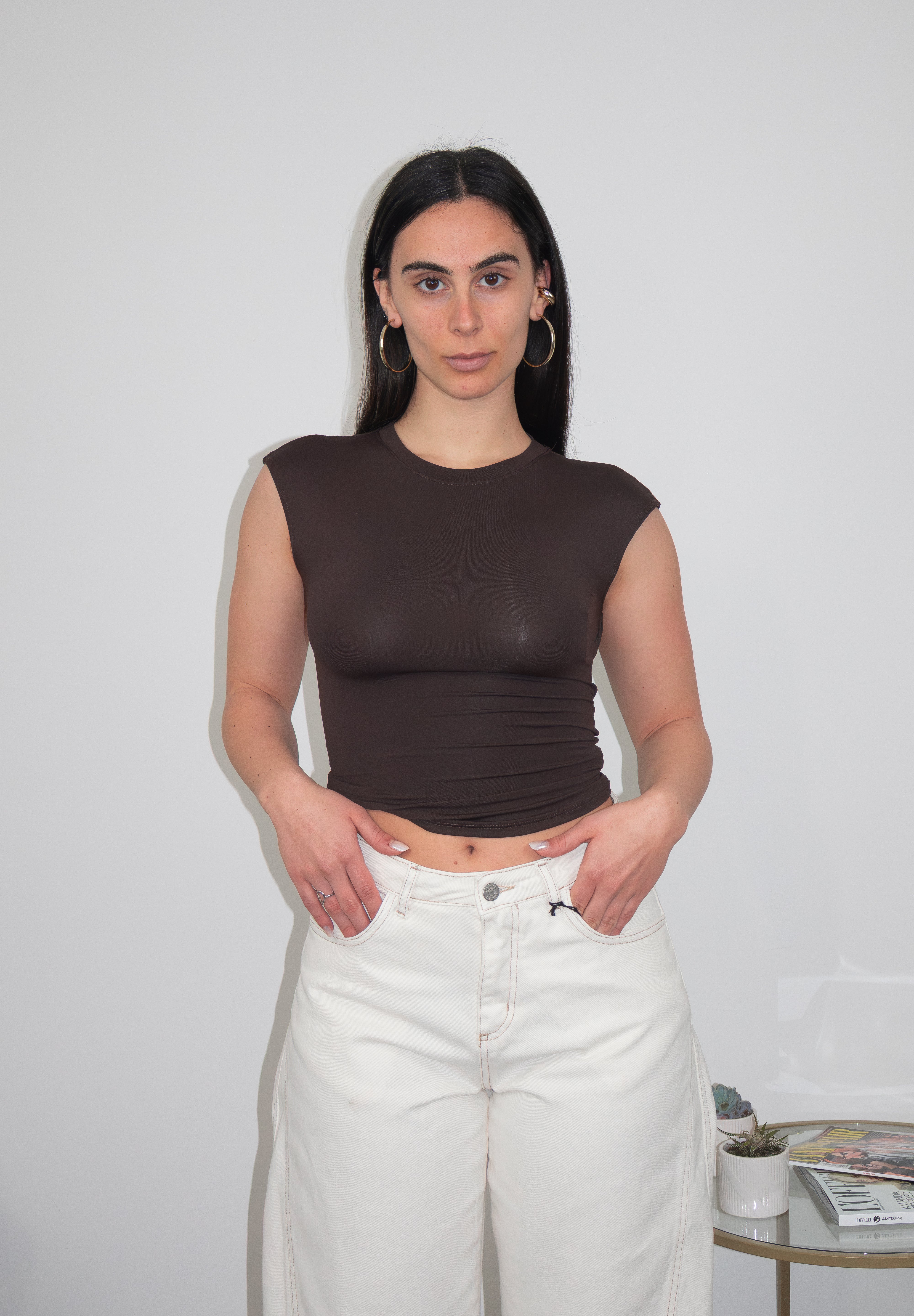 T-shirt Backless tee choco