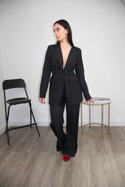 Tailleur gessato nero